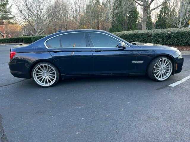 BMW 750i