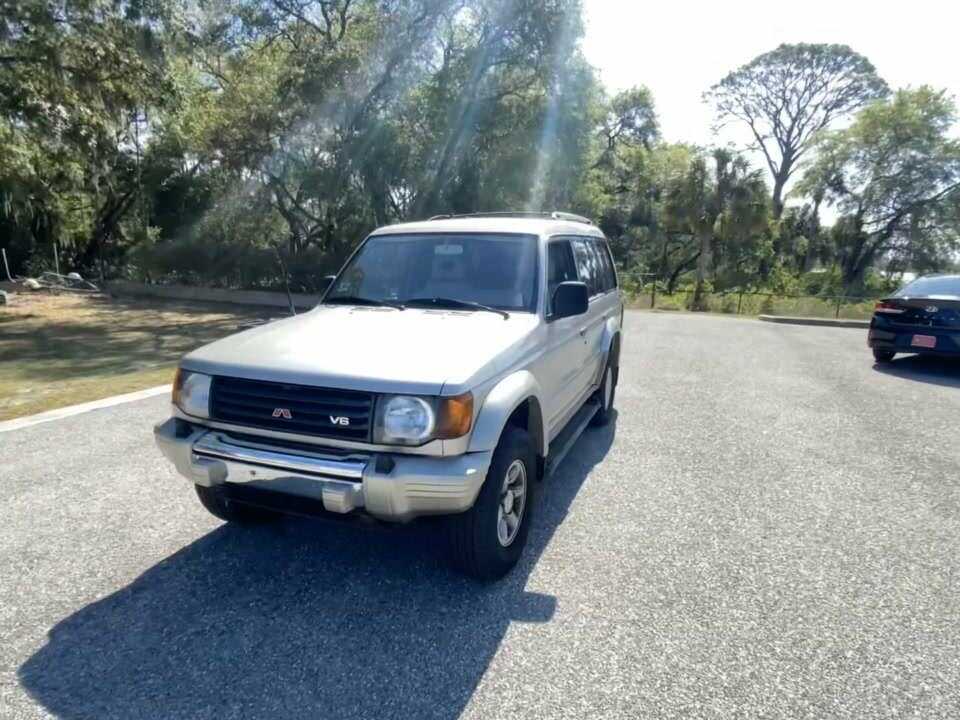 Mitsubishi Montero