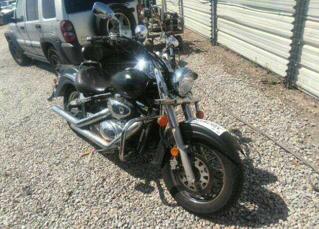 Suzuki VL800