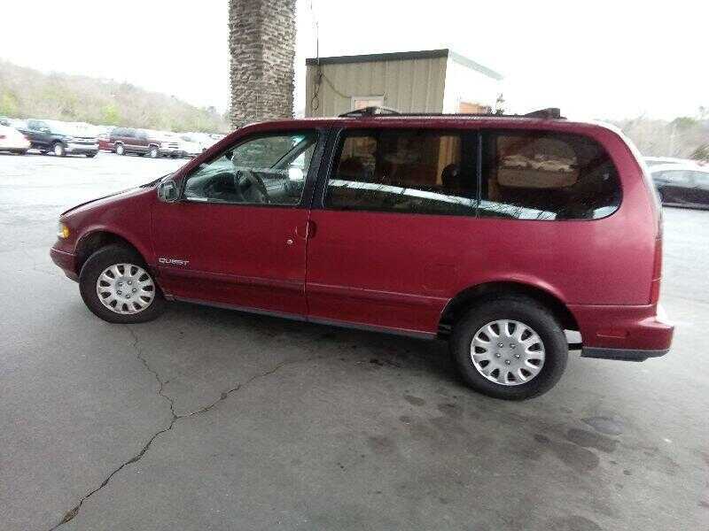 Nissan Quest