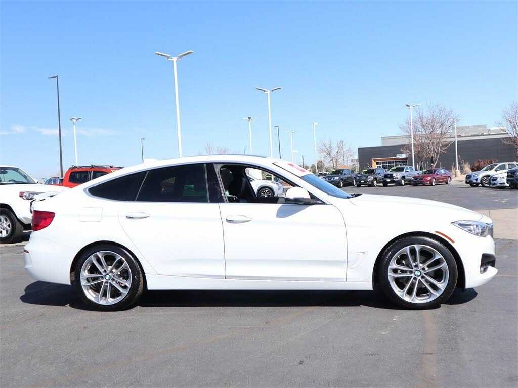 2018 BMW 330i