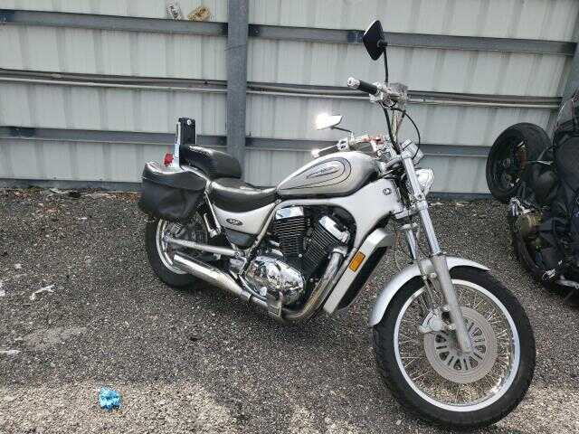 Suzuki VS800GLK