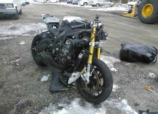 BMW S 1000 RR