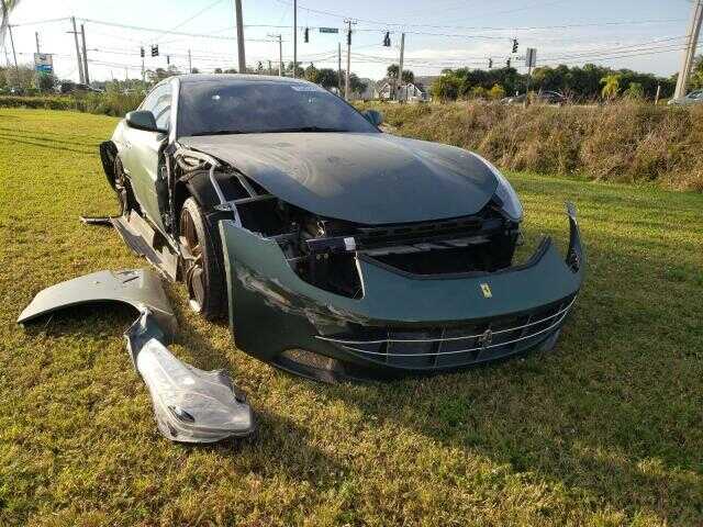 Ferrari FF