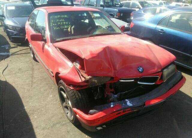 BMW 318ti