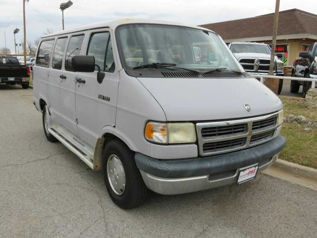 Dodge Ram Wagon