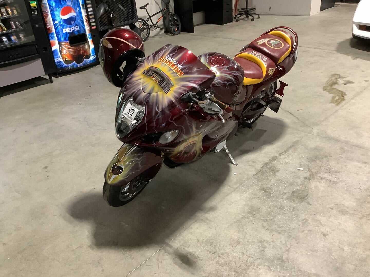 Suzuki GSX1300R
