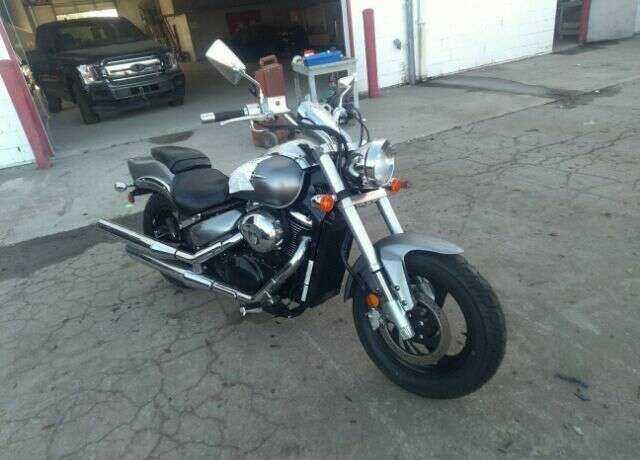 Suzuki VZ800