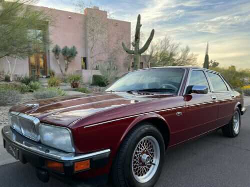 Jaguar Vanden Plas