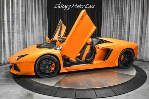 LAMBORGHINI