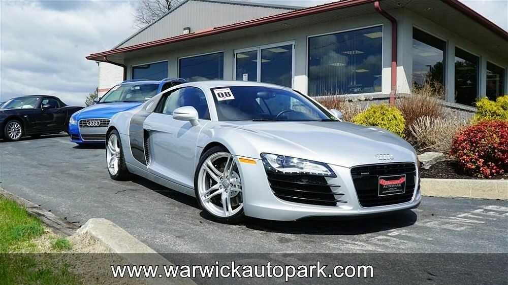 Audi R8