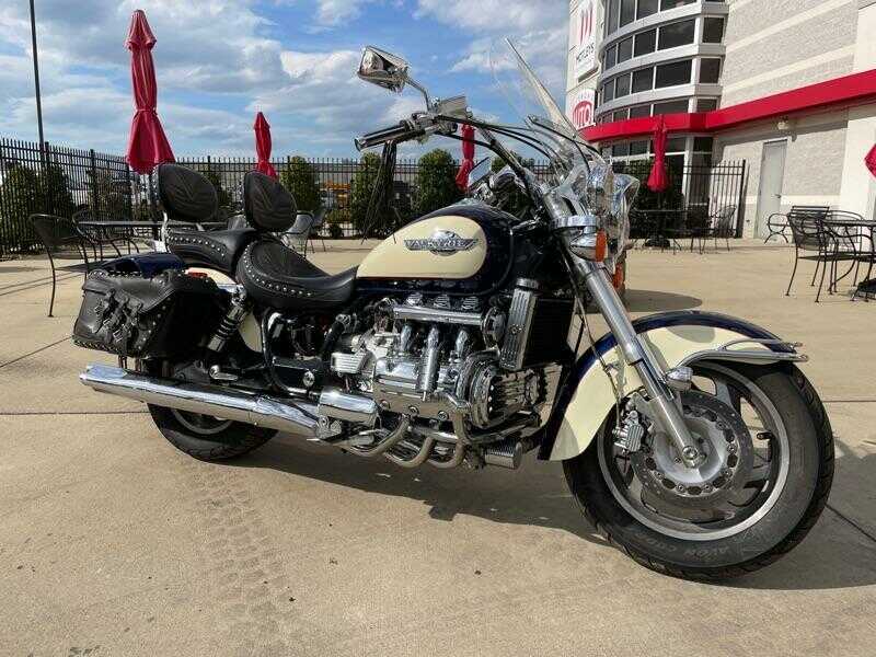 Honda GL1500C (VALKYRIE)