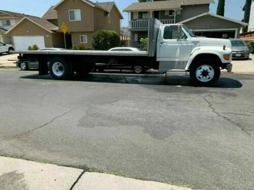 Ford F-700