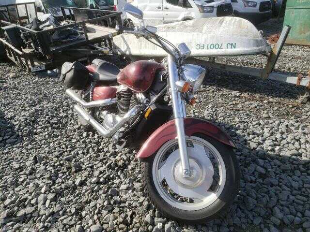 Honda VT1100C2 (SHADOW SABRE)