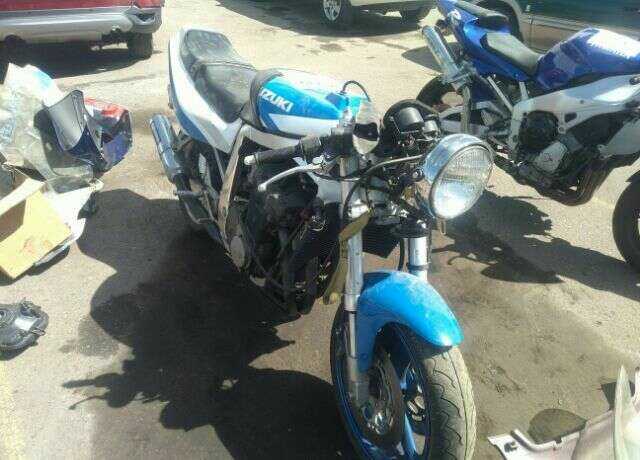 Suzuki GSX-R750
