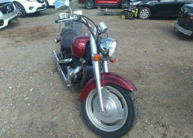 Honda VT1100C2 (SHADOW SABRE)