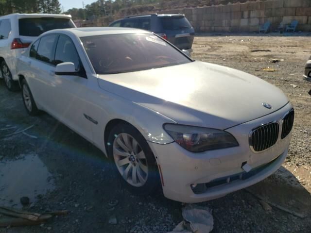 BMW 750i