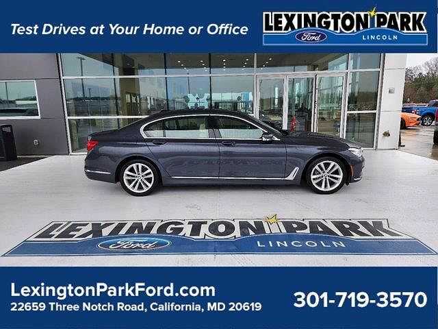 2016 BMW 750i