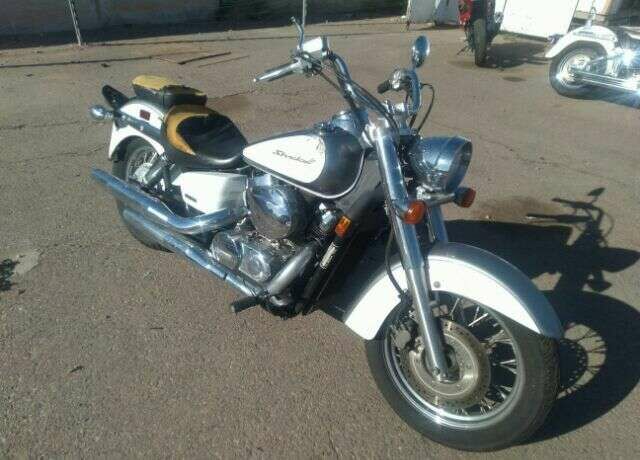 Honda VT750 (Shadow Aero)