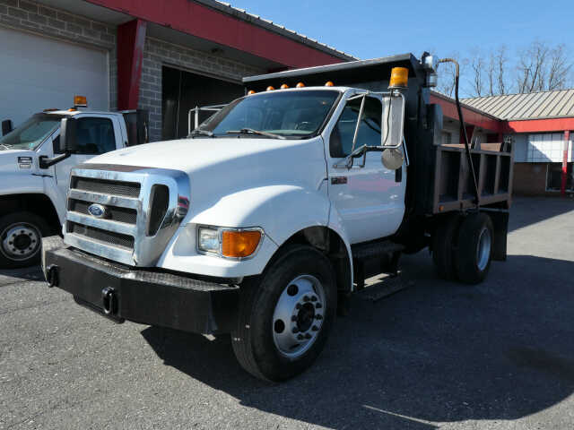 Ford F-750