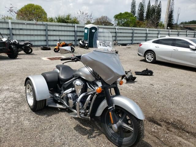 Honda VT1300 (Interstate)