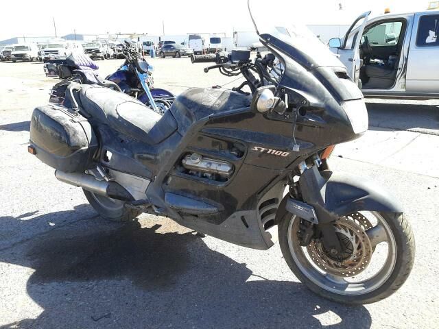 Honda ST1100A