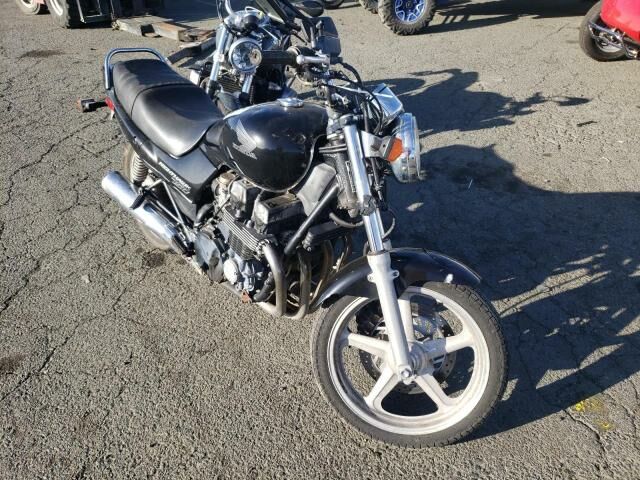 Honda CB750 (Nighthawk 750)