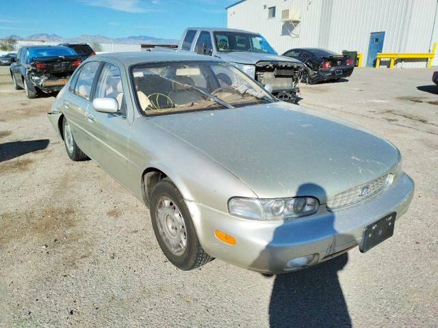 Infiniti J30