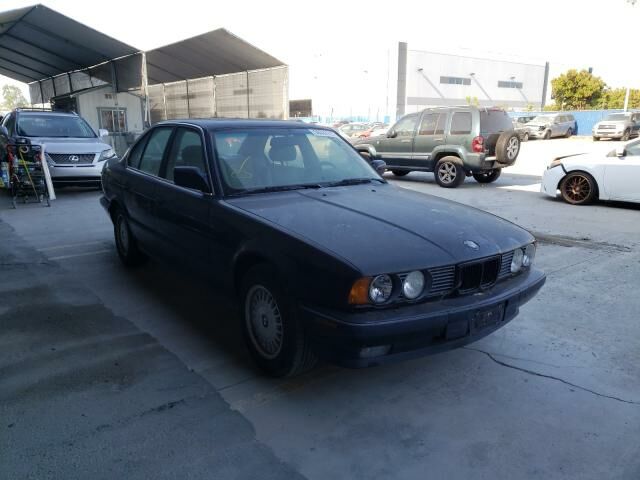 BMW 525i