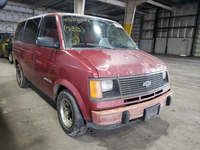 Chevrolet Astro Van