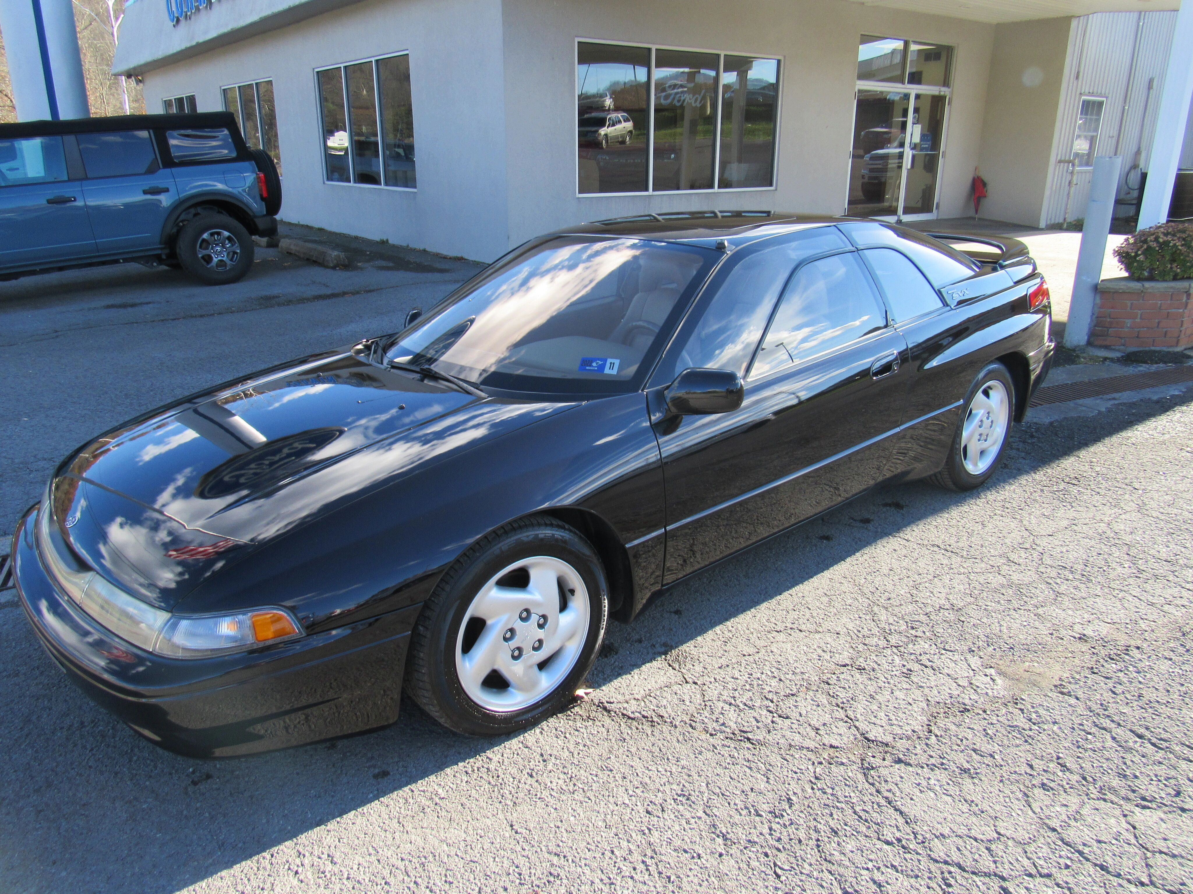 Subaru SVX