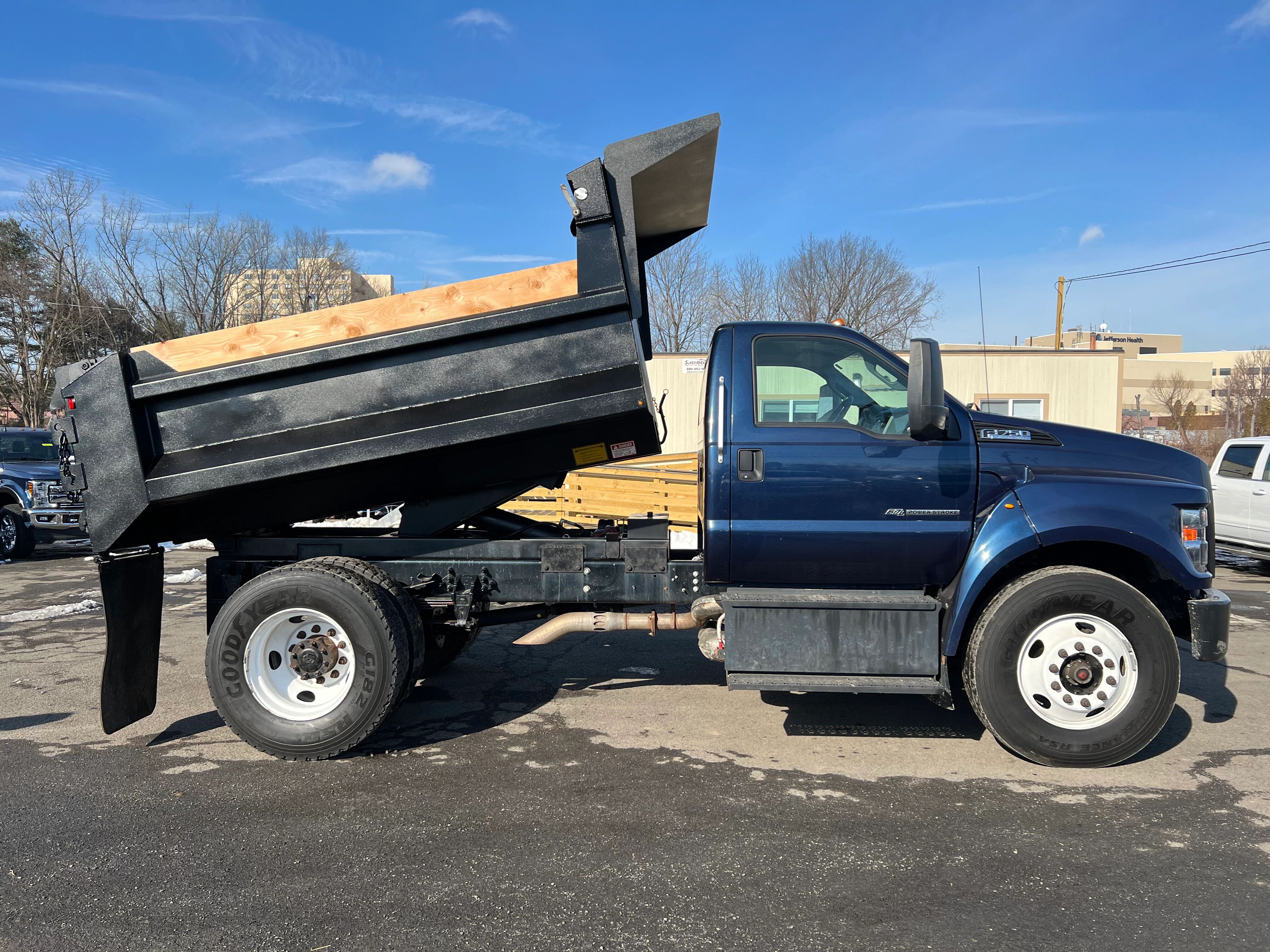 Ford F-750