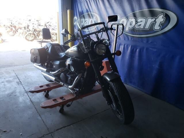 Honda VT750 (Shadow Phantom)