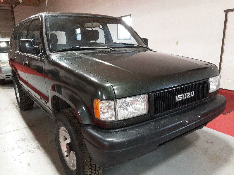 Isuzu Trooper