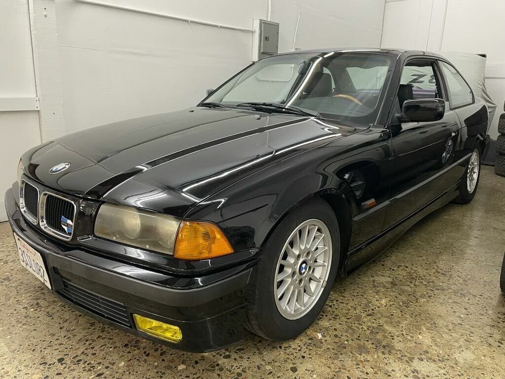 BMW 328iS