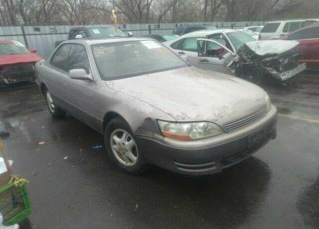Lexus ES