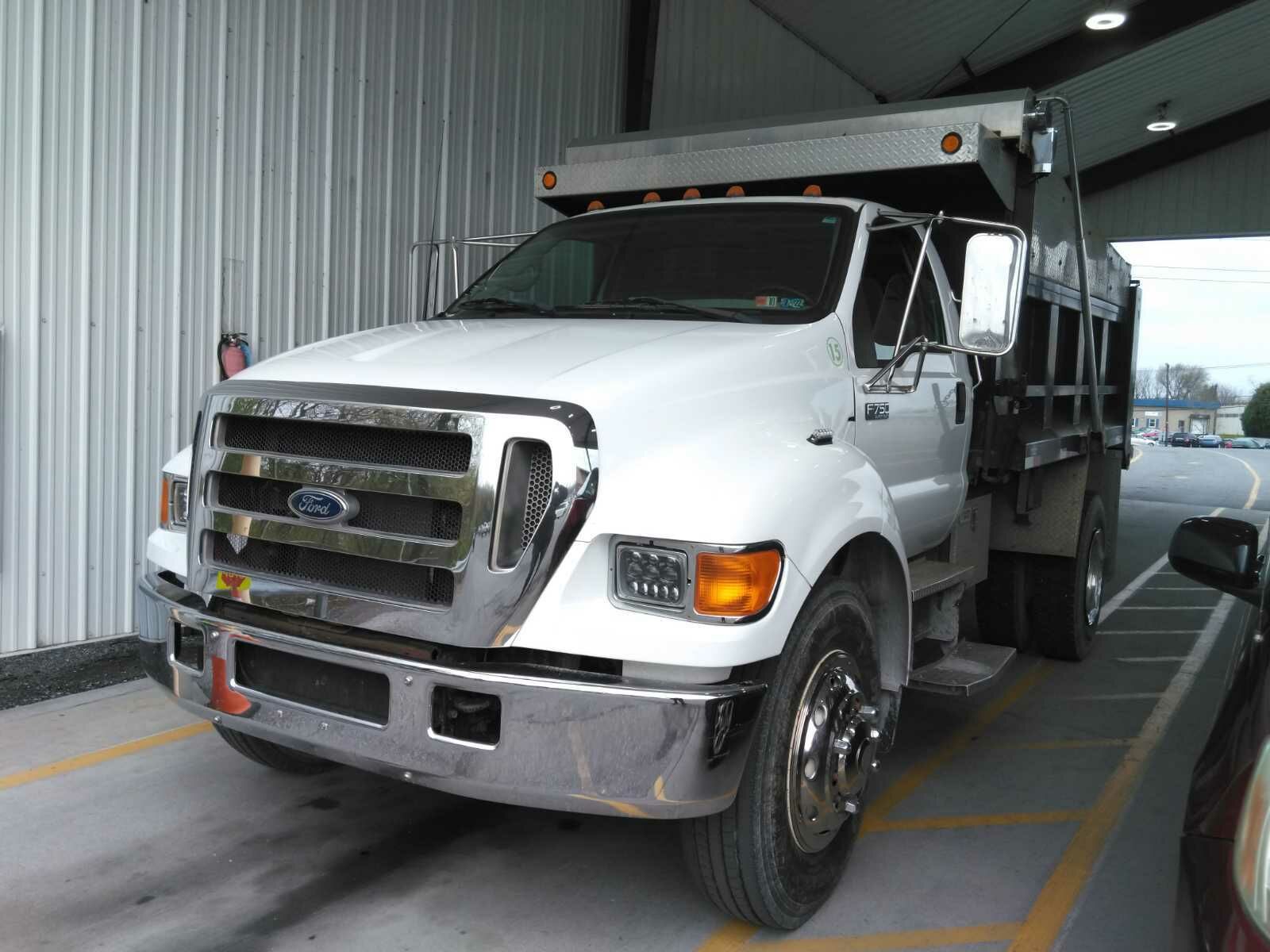 Ford F-750