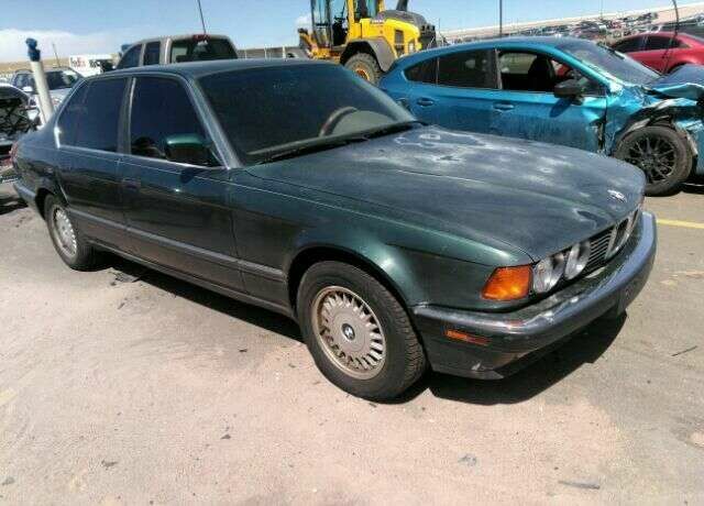 BMW 735i