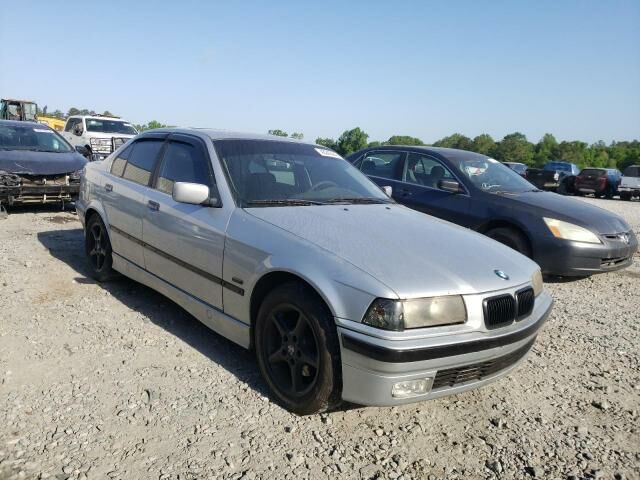 BMW 318i