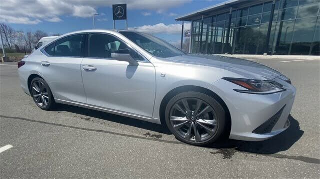 2019 Lexus ES