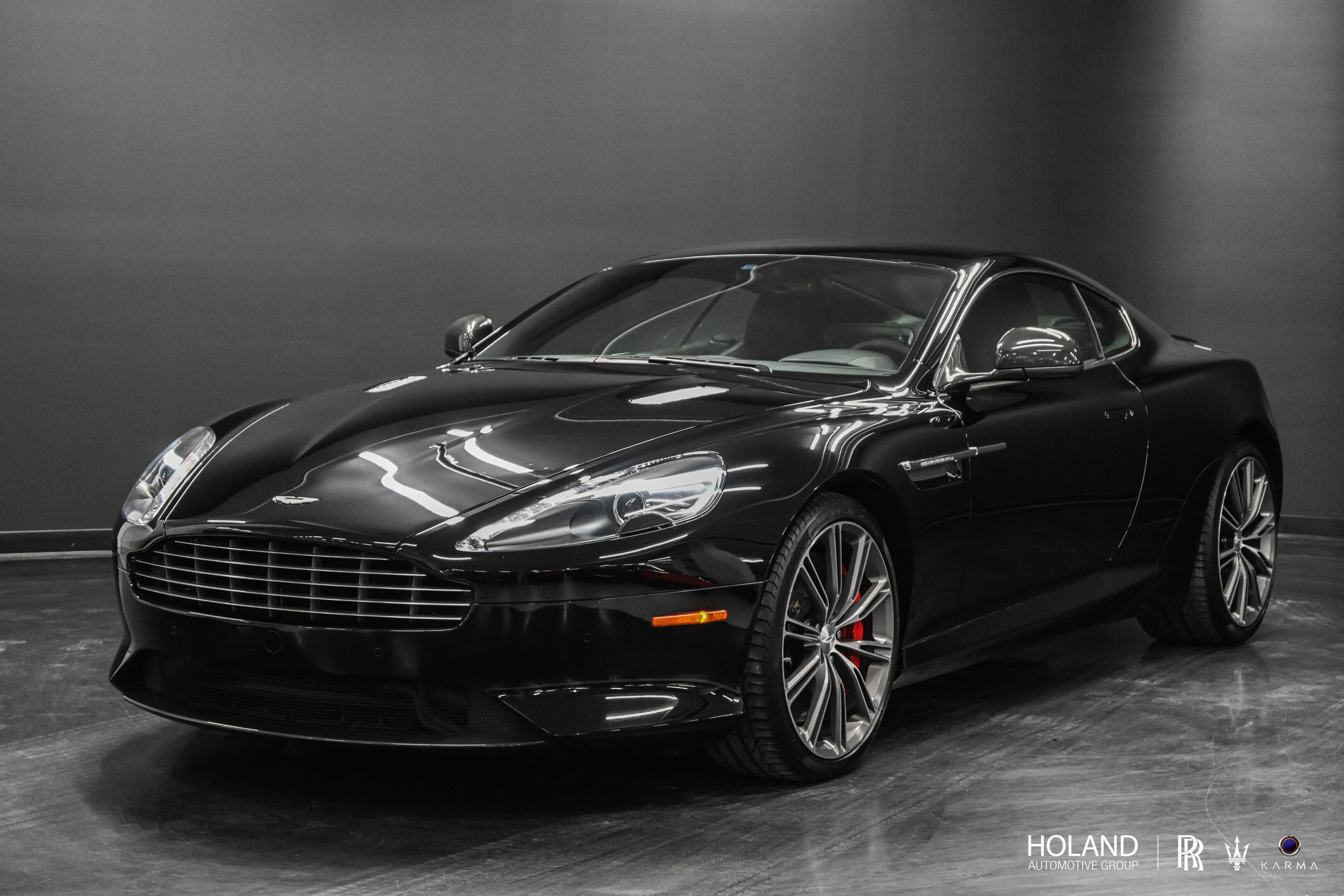 Aston Martin DB9