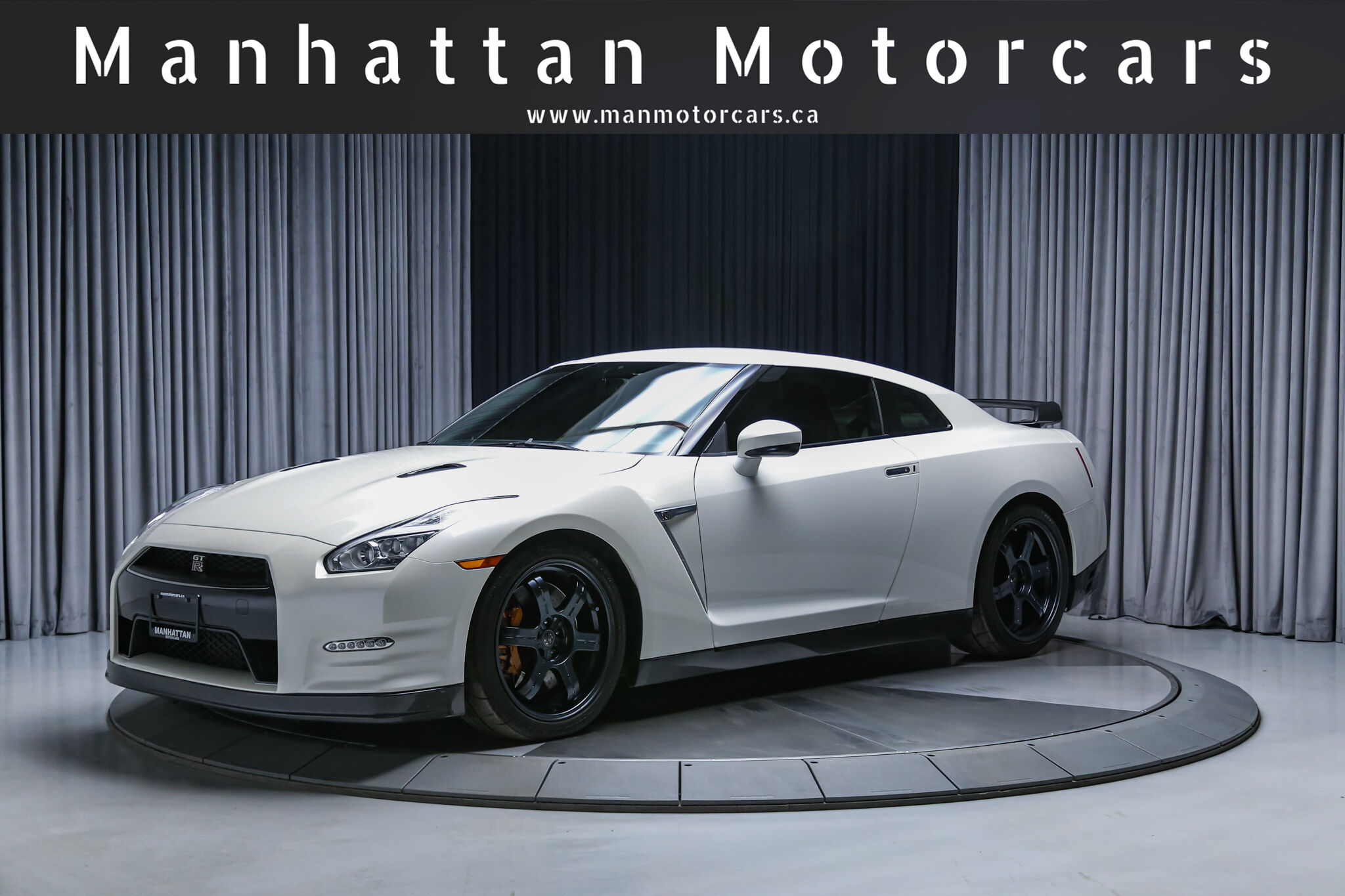 Nissan GT-R
