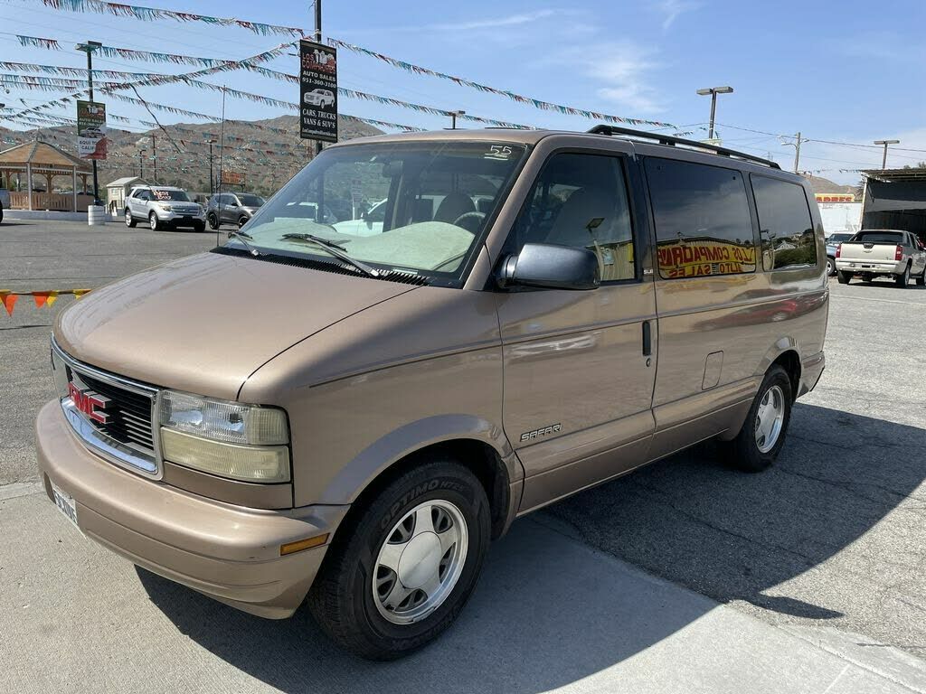 GMC Safari