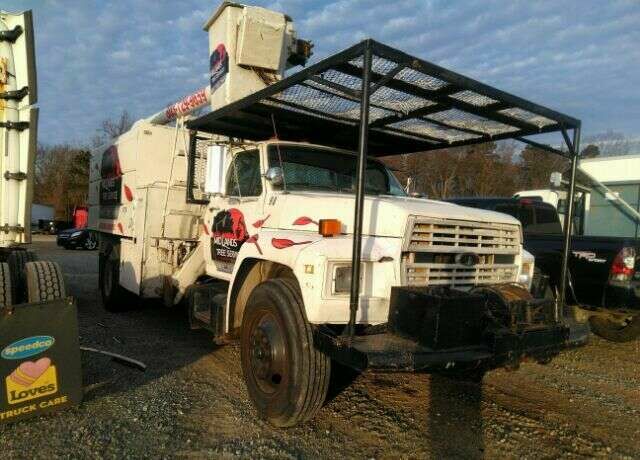 Ford F-700
