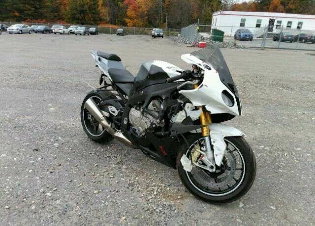 BMW S 1000 RR