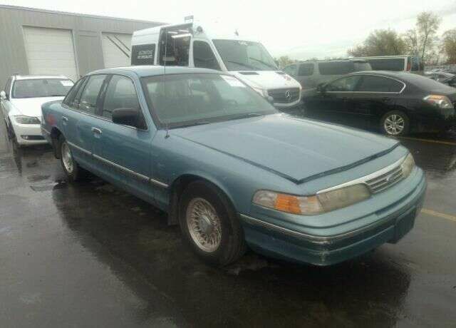 Ford Crown Victoria