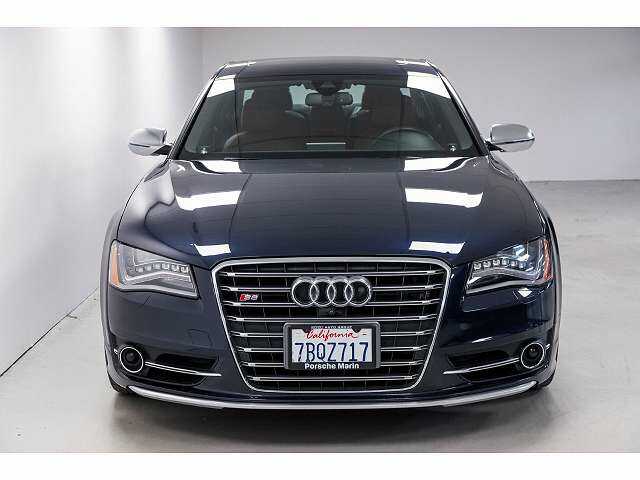 Audi S8