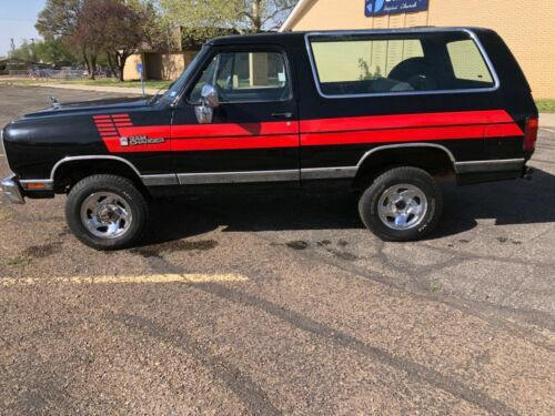 Dodge Ramcharger