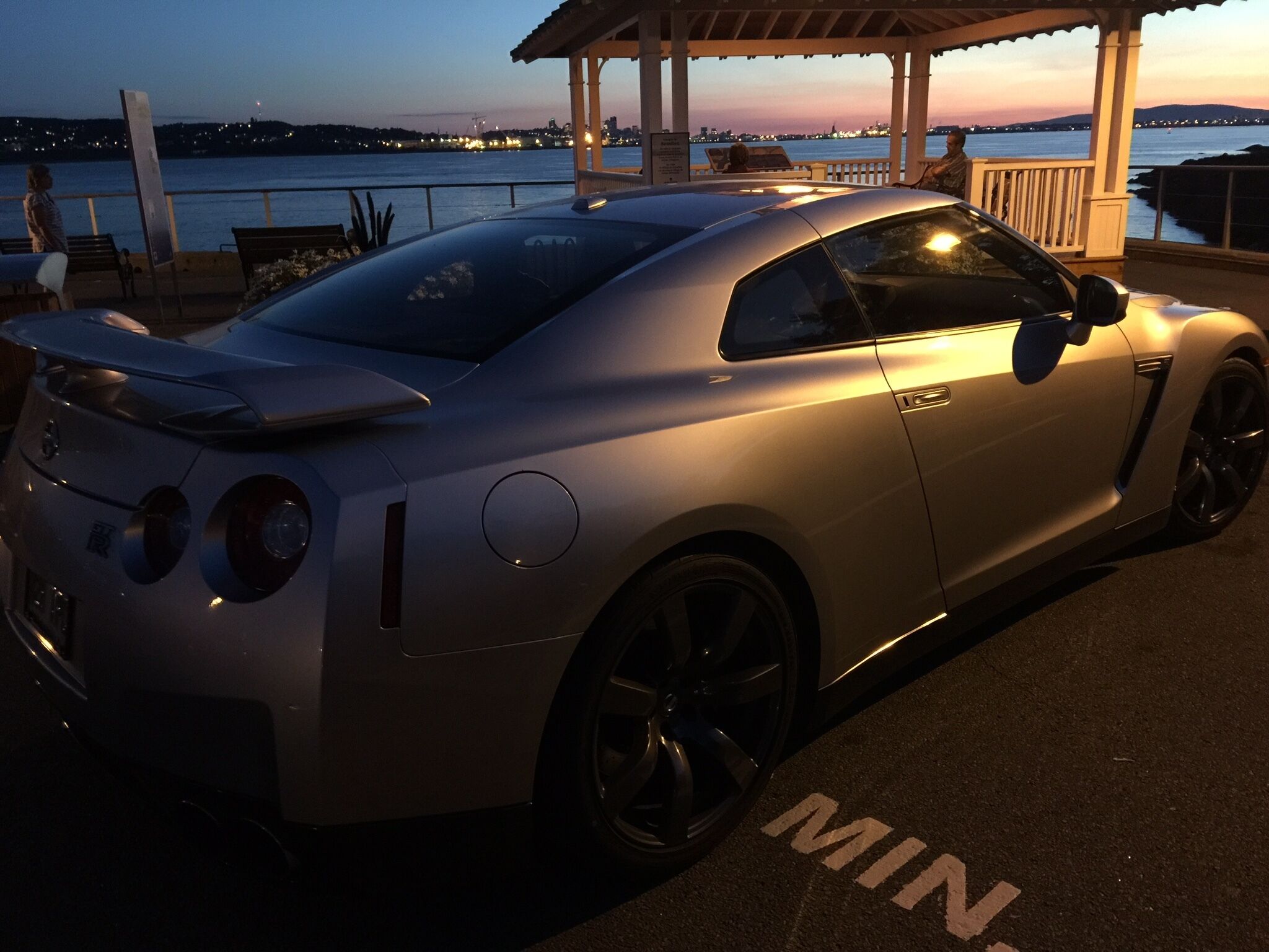 Nissan GT-R