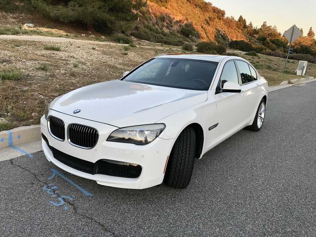 BMW 750i / ALPINA B7